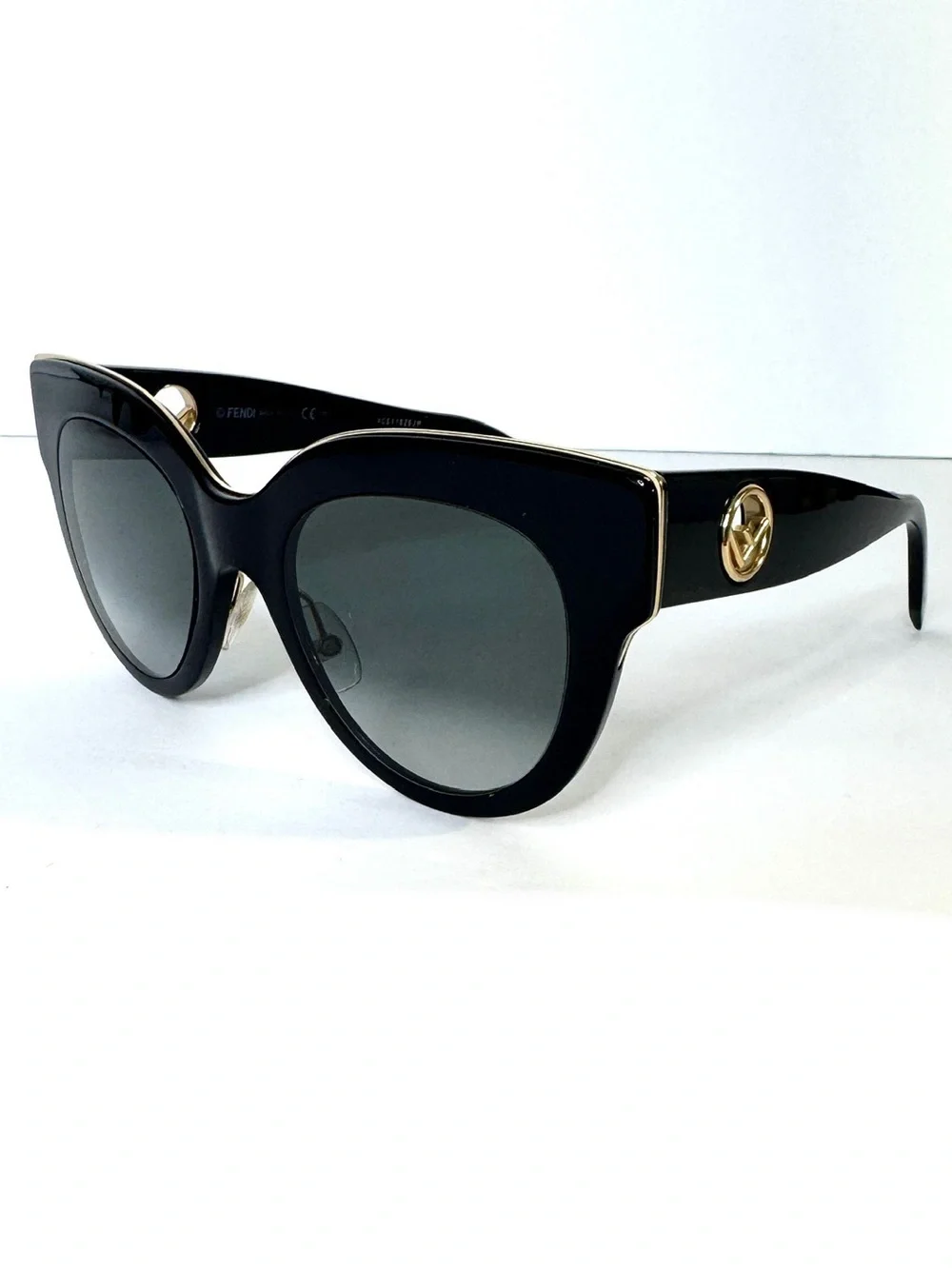FENDI Sunglasses FF0360/G/S Oversized Cat Eye Black Gradient Gold Tone Accent